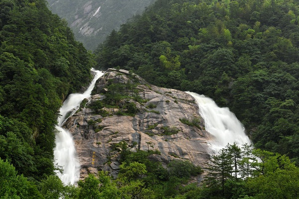 Renzi Waterfall