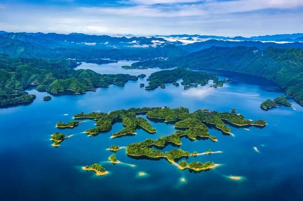 Taiping Lake 