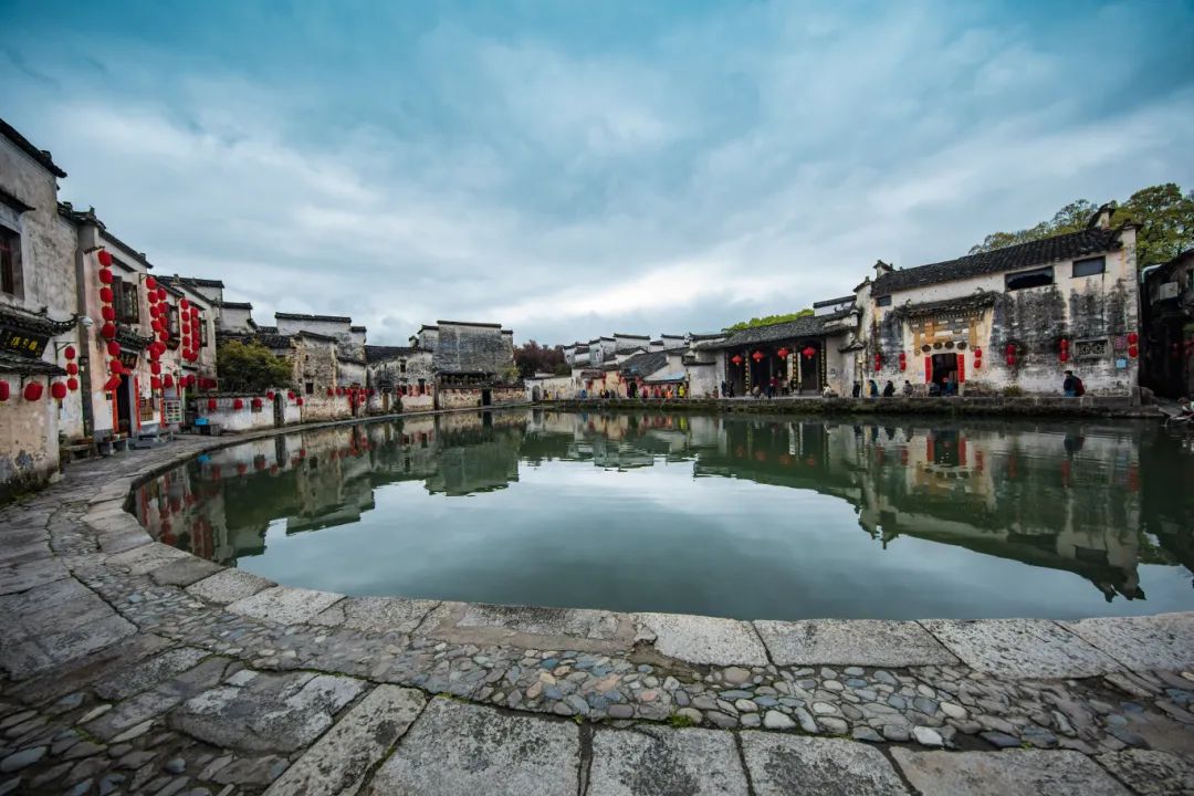 Ancient water system of Hongcun village ingenious to serve in monsoon season