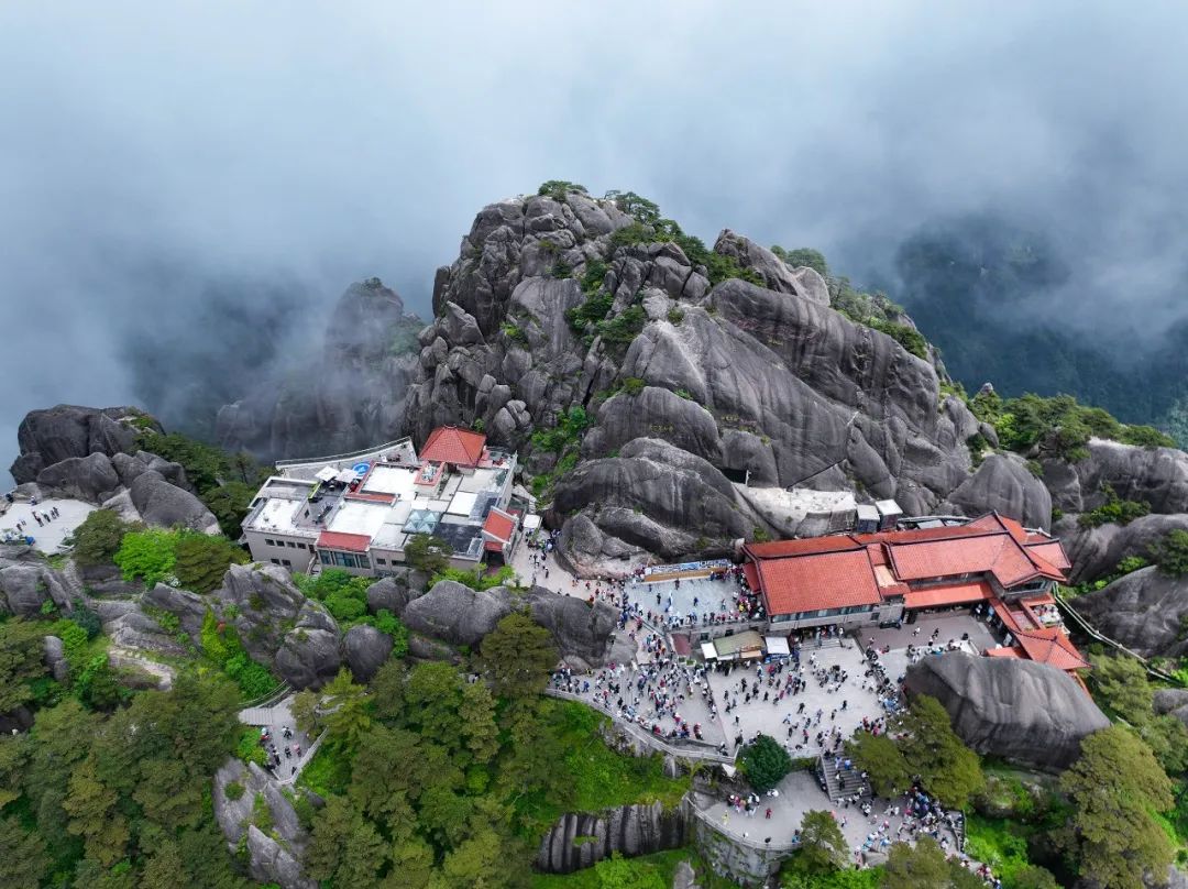 Huangshan pioneers new era of tourism reform