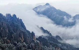 Explore Huangshan's stories in winter