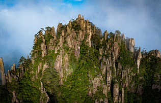 Mount Huangshan named in global top 52 must-visit destinations