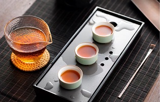 Qimen black tea shines at Chinese New Year event in UK