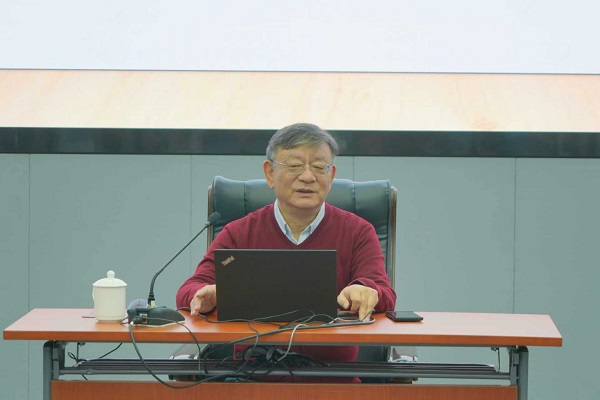 PKU professor delivers lecture on regional studies at BISU