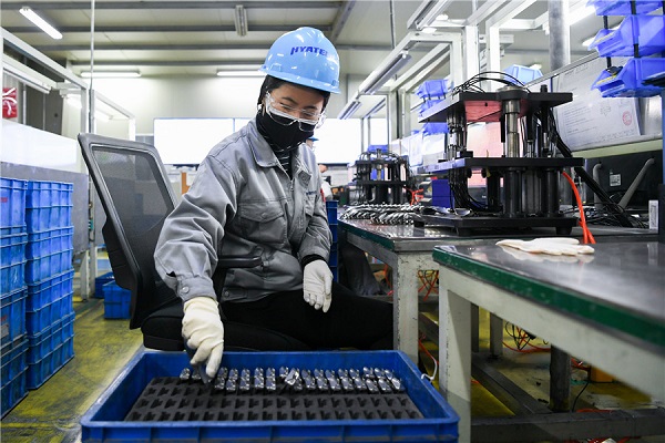 High-tech companies resume production in Wuxi5.jpeg