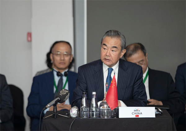 0725-China's top diplomat calls for addressing global security challenges_副本.jpg