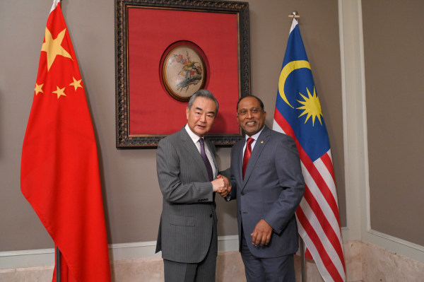 0812-Wang Yi Holds Talks with Malaysian Minister of Foreign Affairs Zambry Abd Kadir 1.png