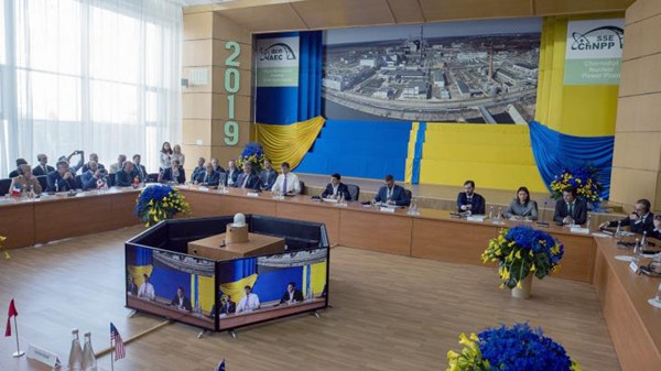 Transforming-Chernobyl-Ukraine-President-Office.jpg