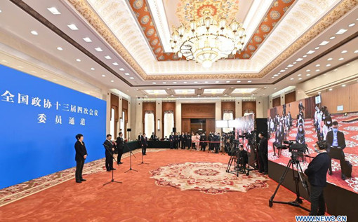 CPPCC members receive interview ahead of 2nd plenary meeting of 4th session of 13th CPPCC National Committee