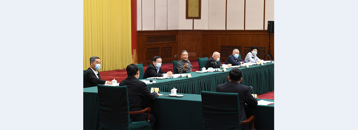 CPPCC members discuss strengthening patriotic education among HK, Macao youth