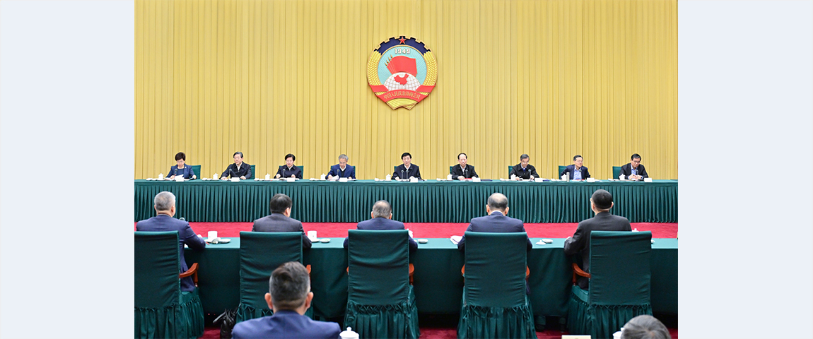 CPPCC members discuss fostering law-based business environment