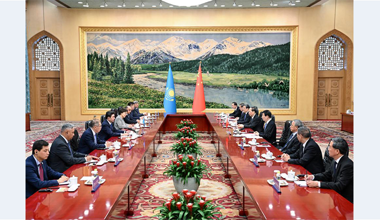 Wang Huning meets speaker of lower house of Kazakh parliament