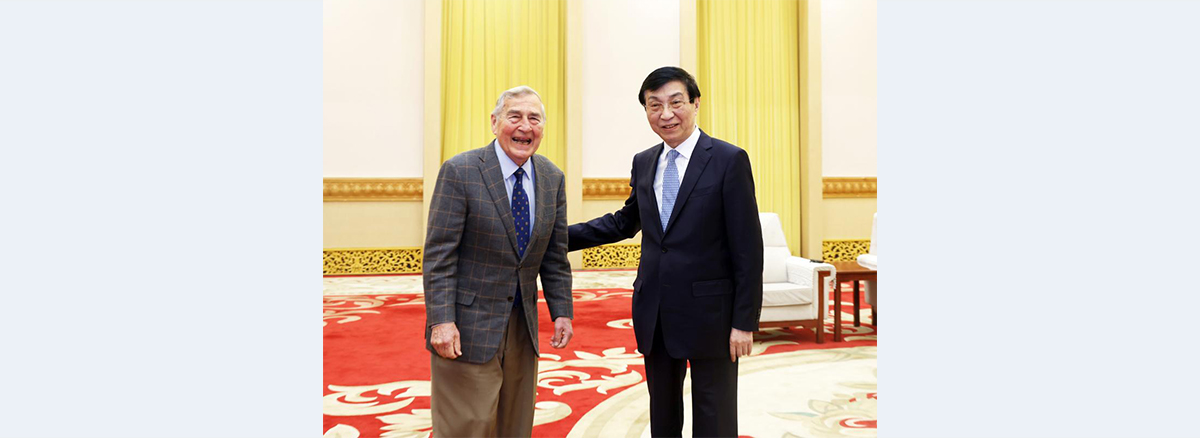 Wang Huning meets with Harvard professor