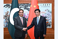 Wang Huning meets with speaker of National Assembly of Pakistan