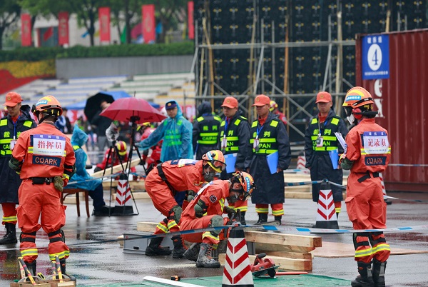 Chongqing hosts 1st national race for volunteer rescue teams
