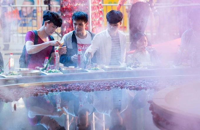 Hotpot festival: A spicy bite of Chongqing