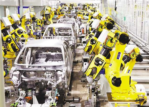 Automobile manufacturing industry transforms in Liangjiang
