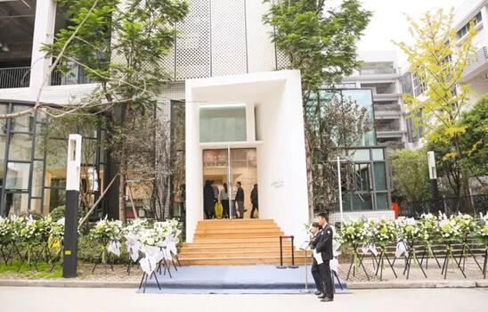 First art gallery opens in Liangjiang