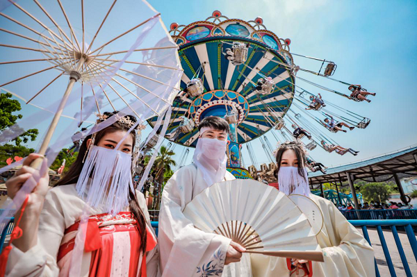 Liangjiang offers fun entertainment options for Spring Festival