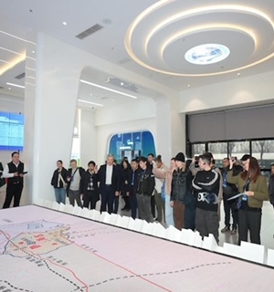 Intl media tour highlights Tianjin's innovation, culture