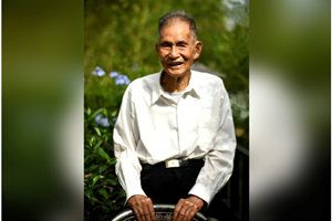 Former professor devotes his legacy to boost education