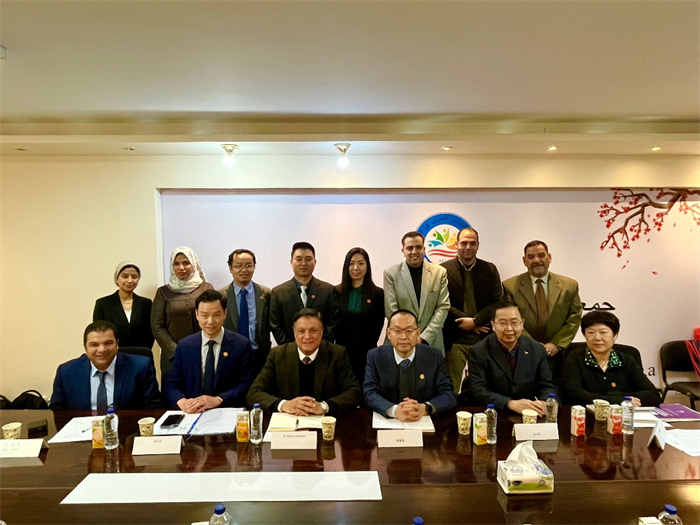 Xi'an Jiaotong University delegation visits Egypt