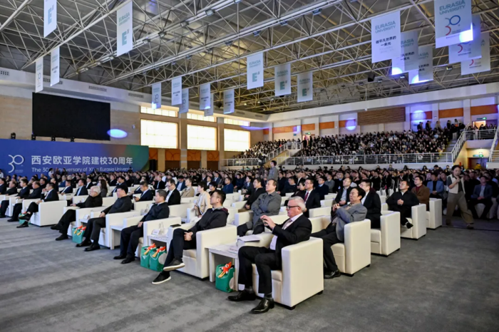 Celebration highlights growth of private universities in China