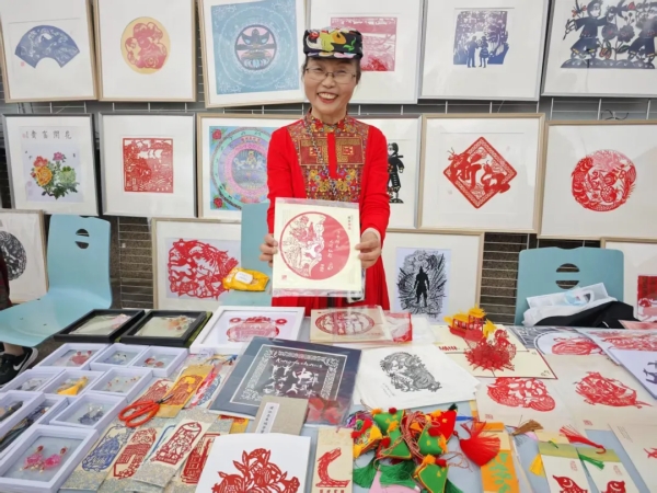 1749454571326099857.jpg 刘.jpg