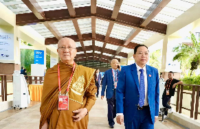 Buddhists from across world discuss closer ties