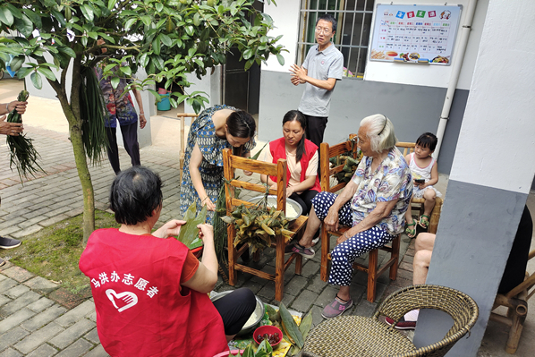 Xinyu helps rural elderly enjoy their golden years