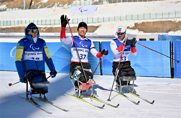 Liu Zixu wins China's first gold medal in Para biathlon at Beijing 2022 Paralympics