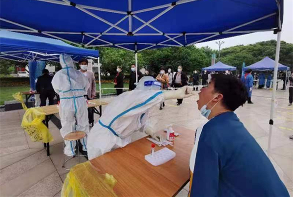 Common people aid anti-epidemic fight in Tonglu