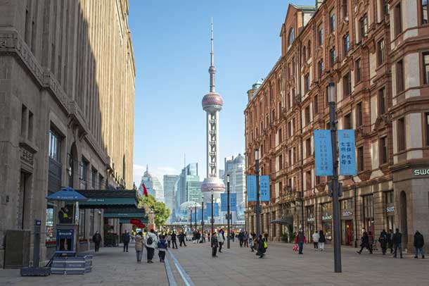 Shanghai announces plans to boost economic growth