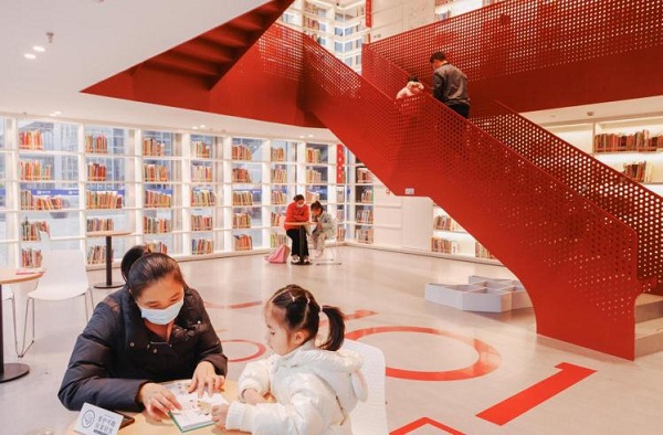 Various reading spaces enrich lives of Longwan residents