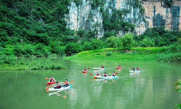 Qianxinan sees mountain tourism scale new heights