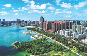Zhanjiang eyes development of green industries
