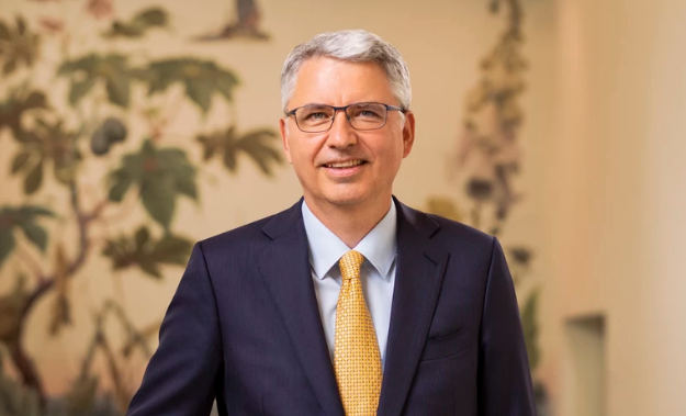 Roche Group CEO Severin Schwan: Shanghai is a vital innovation hub