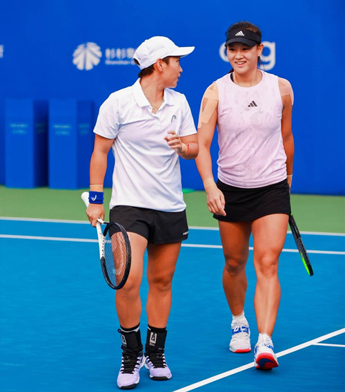 2 Chinese pairs break into WTA Ningbo Open semifinals