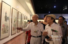 Quzhou, Beijing artists mark 70th anniversary with pictures