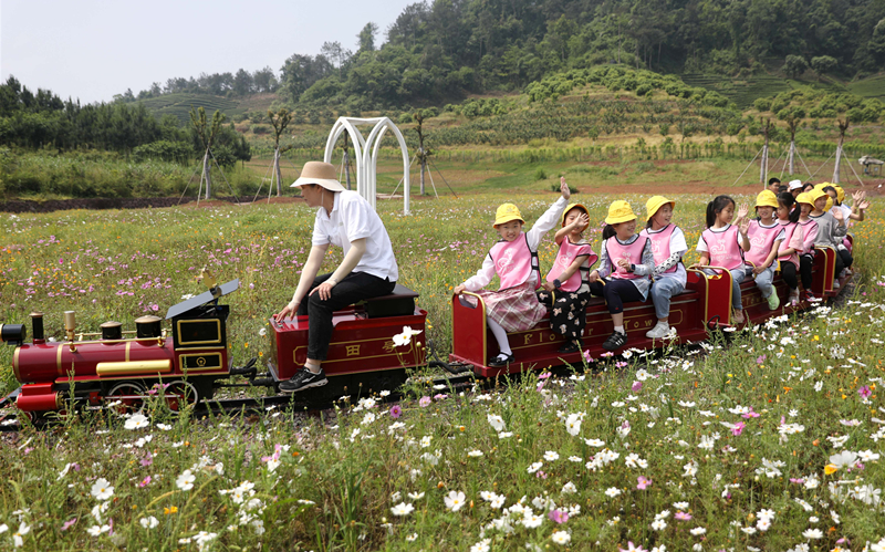 Holiday consumption in Zhejiang experiences boom