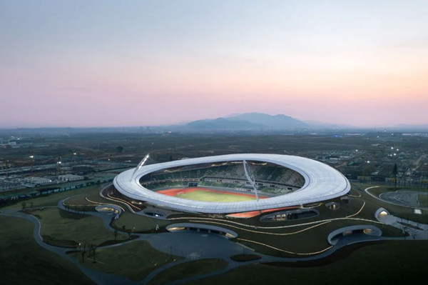 Quzhou Stadium wins 'global best sports architecture' title