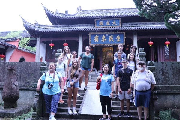 US youth embark on cultural exchange in Quzhou