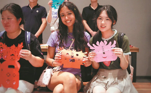 US students experience Chinese commerce, culture in Quzhou