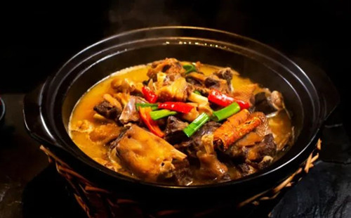 Culinary delight from Quzhou: Jiangshan braised winter goose