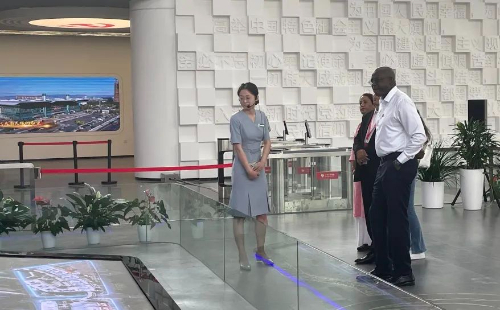 Gambian ambassador to China visits Yiwu