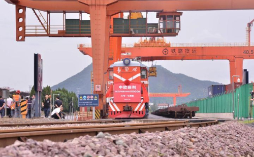 China-Europe freight train driver: Proud of my job          