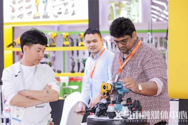Yiwu reports booming foreign trade in Q1