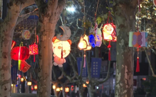 Lanterns create strong festive atmosphere