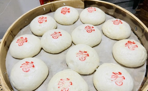 Time to feast on Wudian steamed buns