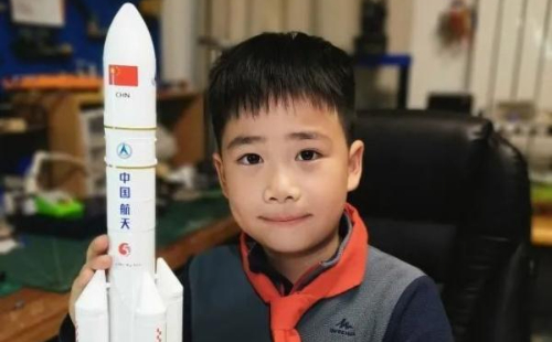 'Rocket boy' shoots for the stars